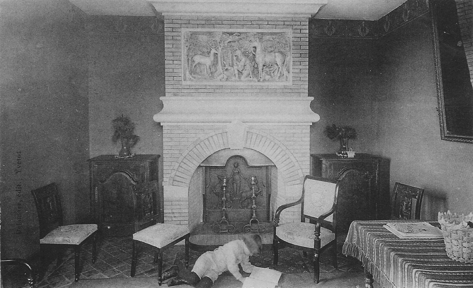 SI BAONS LE COMTE M’ÉTAIT CONTÉ…L’ENTRÉE DU CHÂTEAU